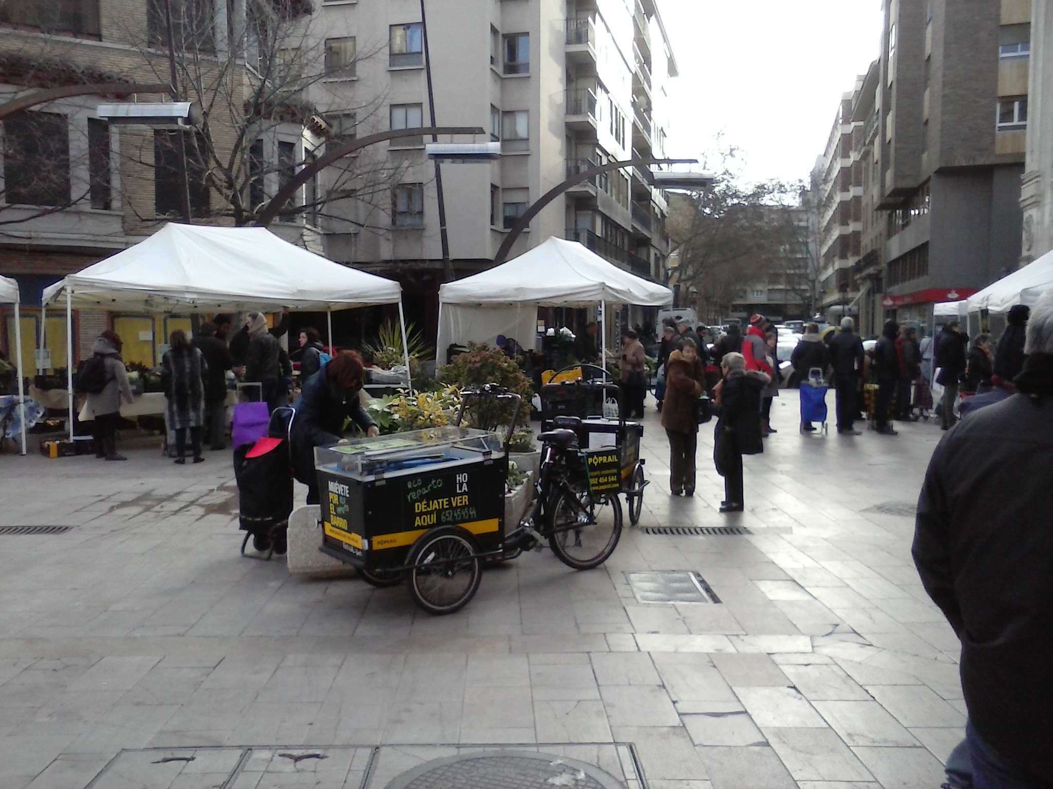 Bicicleta de carga en un entorno urbano